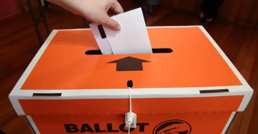 Voters Urged to Complete and Return Ballot Papers photo