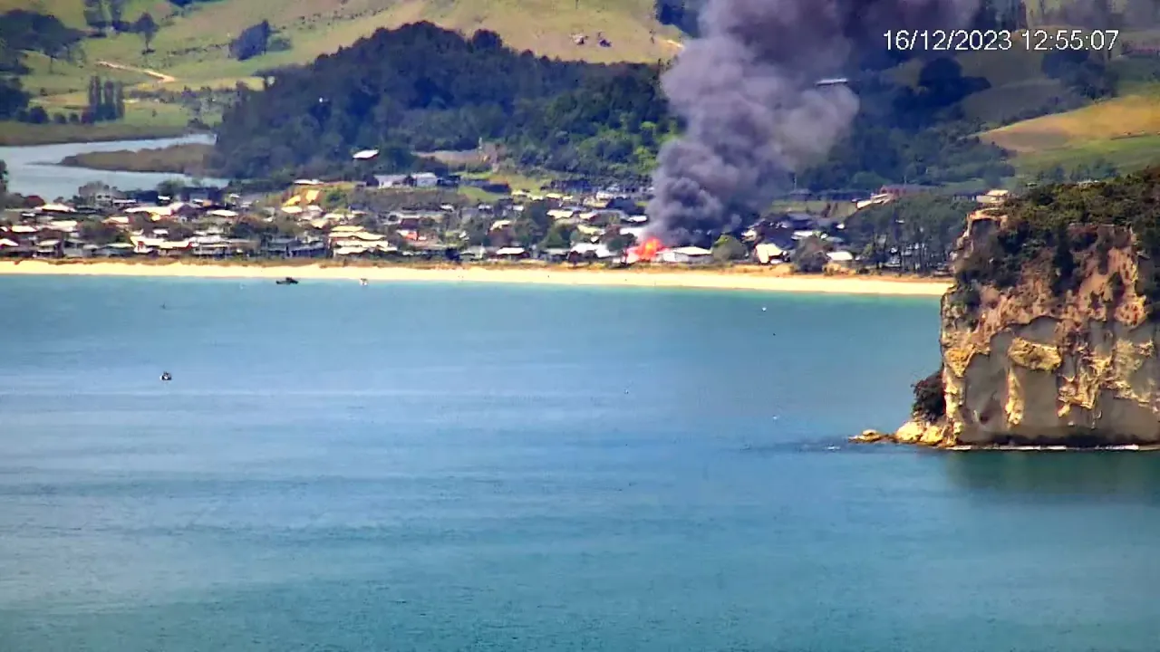 Cooks Beach Fire