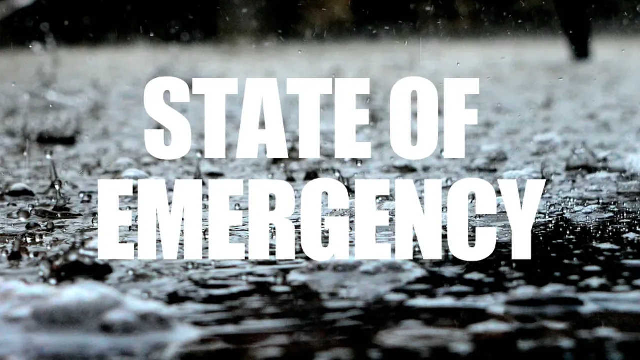 Debris Dam Causes Threat – Houses Evacuated photo
